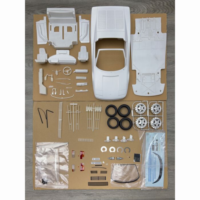 Bausatz Ferrari Testarossa Spider 1:12 Modellauto Miniatur 1/12 GT Spirit GT334