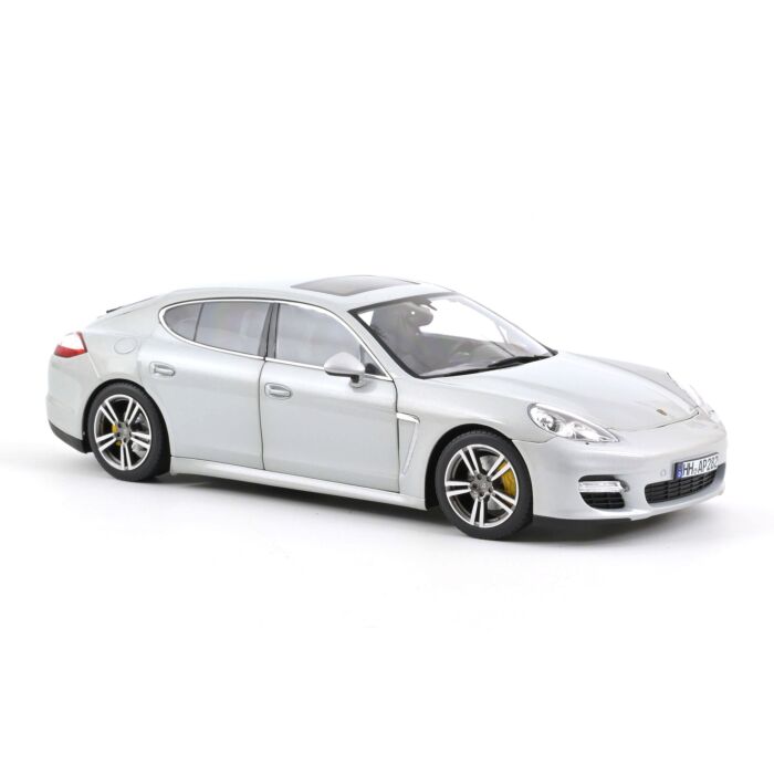 Porsche Panamera Turbo 2009 1:18 Modellauto Miniatur 1/18 Silber Silver 187609