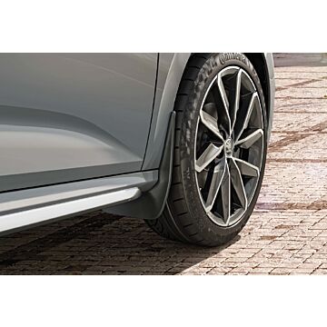 Skoda Kamiq Scala Schmutzfänger Satz vorn 658075111