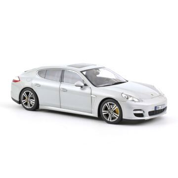 Porsche Panamera Turbo 2009 1:18 Modellauto Miniatur 1/18 Silber Silver 187609